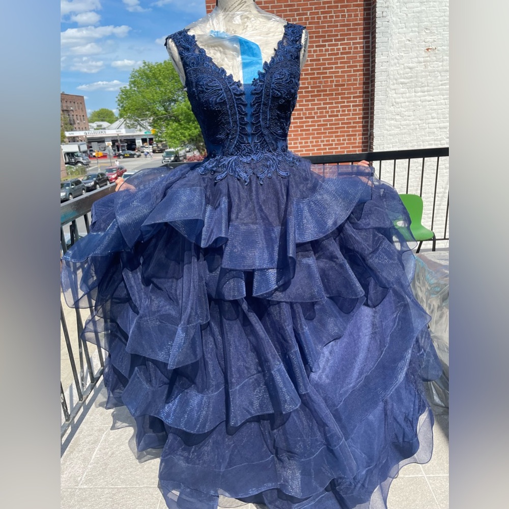 Blue Prom Dress with layers - Picture 8 of 13